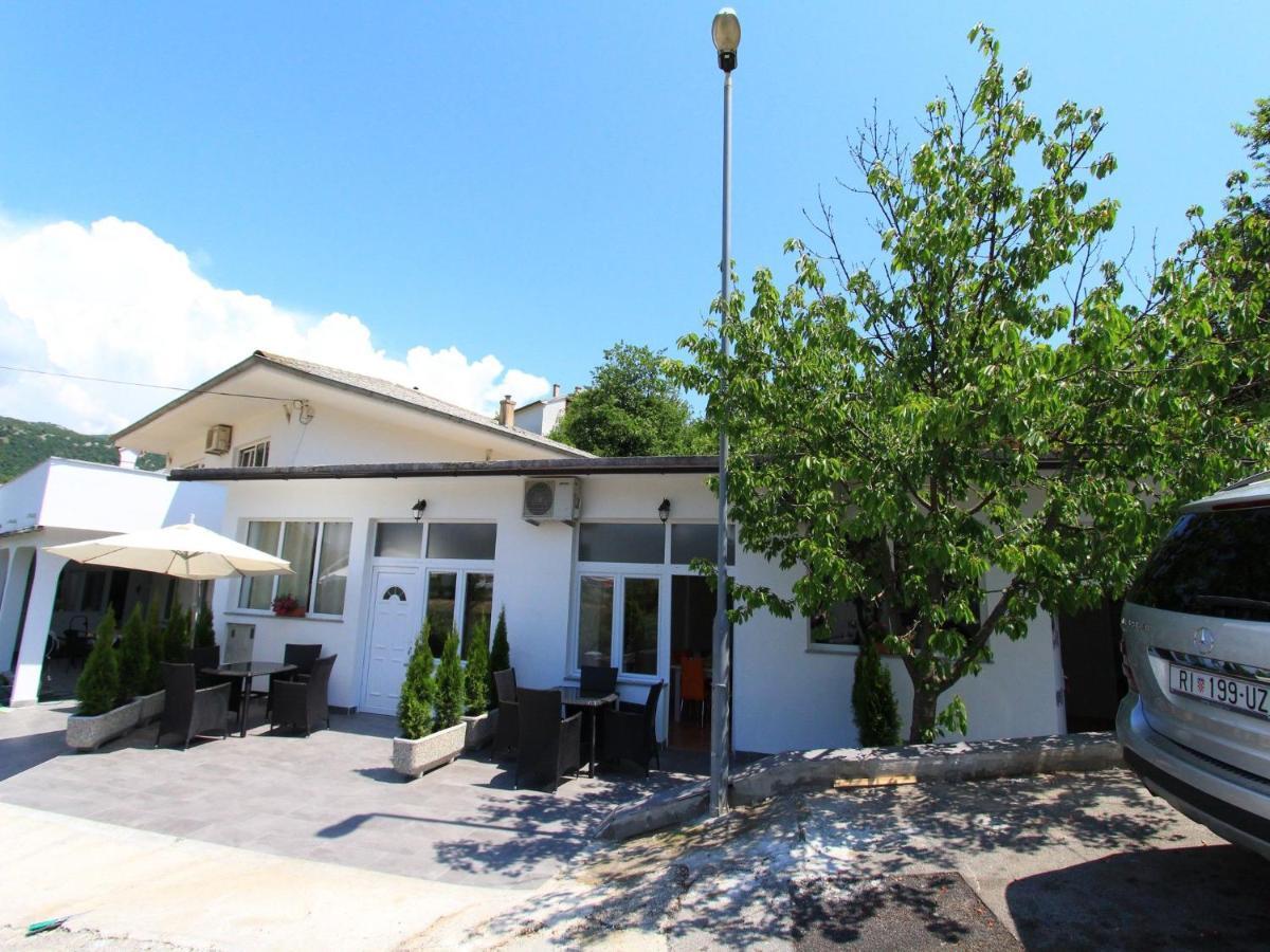 Apartments Nero Novi Vinodolski Εξωτερικό φωτογραφία
