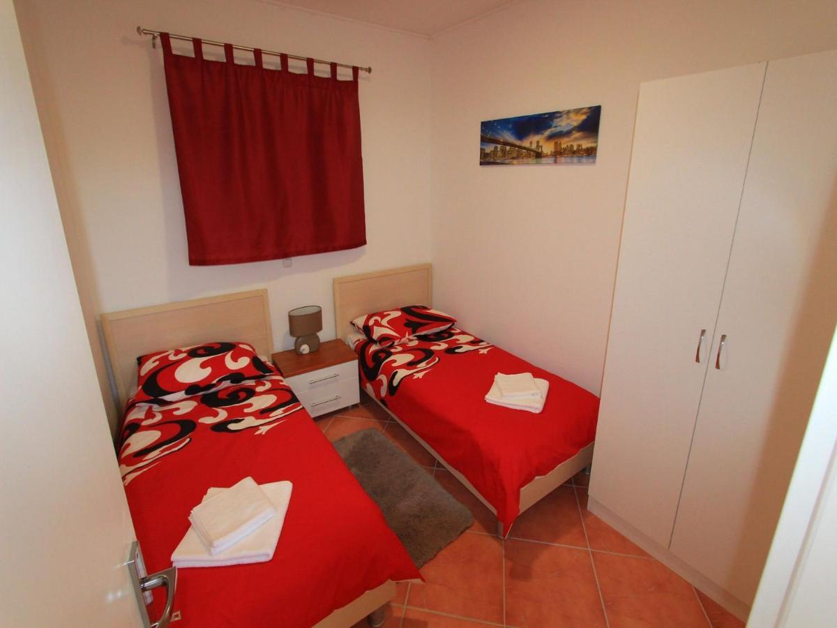 Apartments Nero Novi Vinodolski Εξωτερικό φωτογραφία